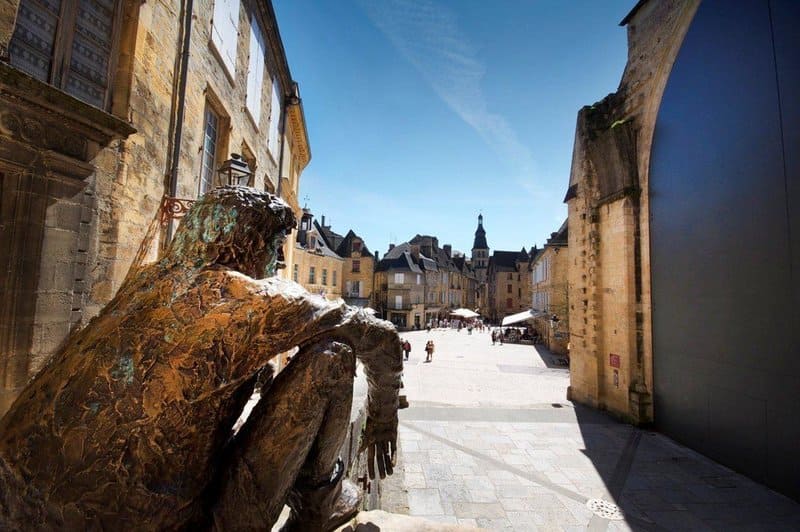 Sarlat dans le périgord - Le badaud