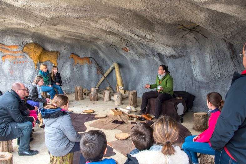 Visite en famille depuis le camping familial ferme de la Brauge